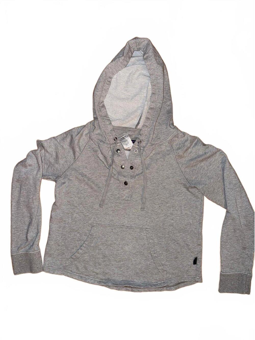 Patagonia women’s lightweight grey hoodie snap button organic cotton sz S cabin